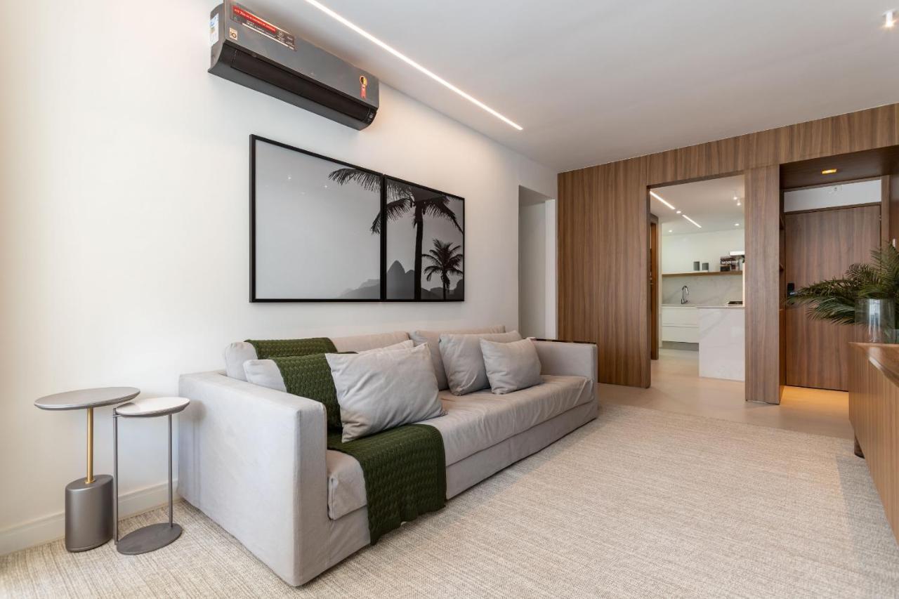 Agradavel Em Ipanema - 2 Completas - J303 Z2