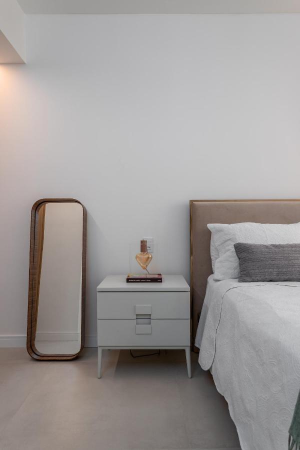 Agradavel Em Ipanema - 2 Completas - J303 Z2 Apartment