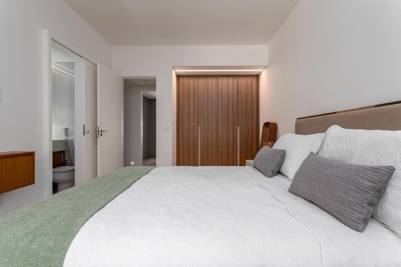 Apartment Agradavel Em Ipanema - 2 Completas - J303 Z2 *
