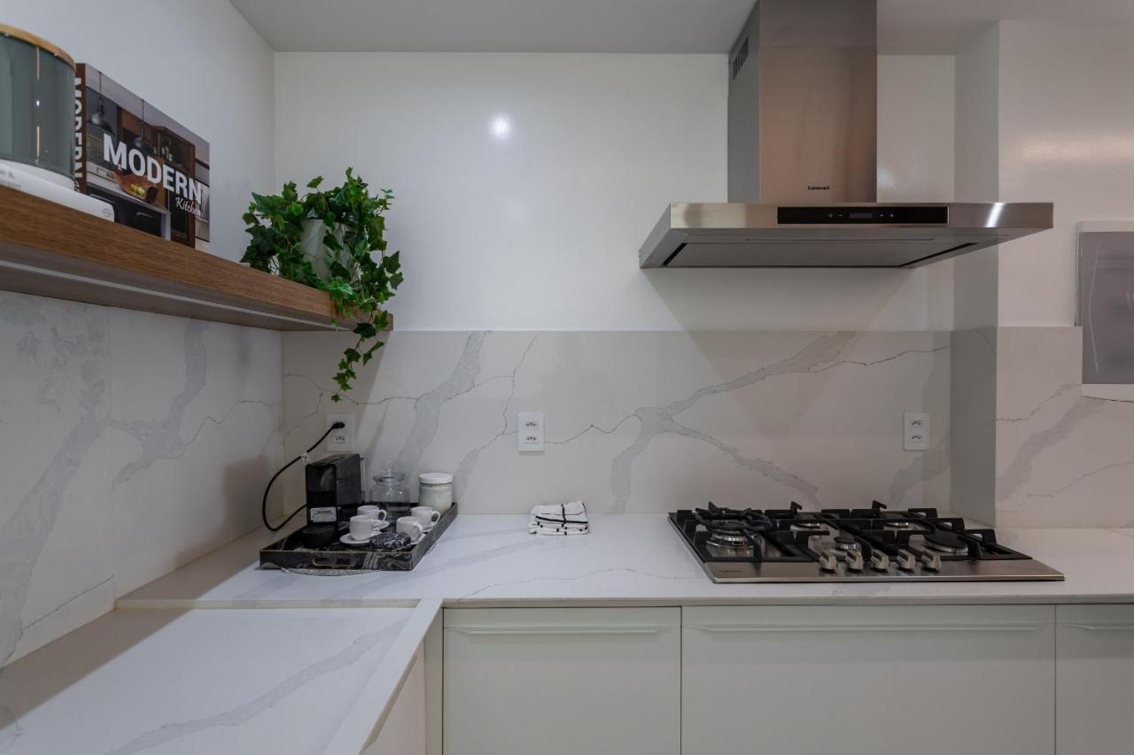 Apartment Agradavel Em Ipanema - 2 Completas - J303 Z2